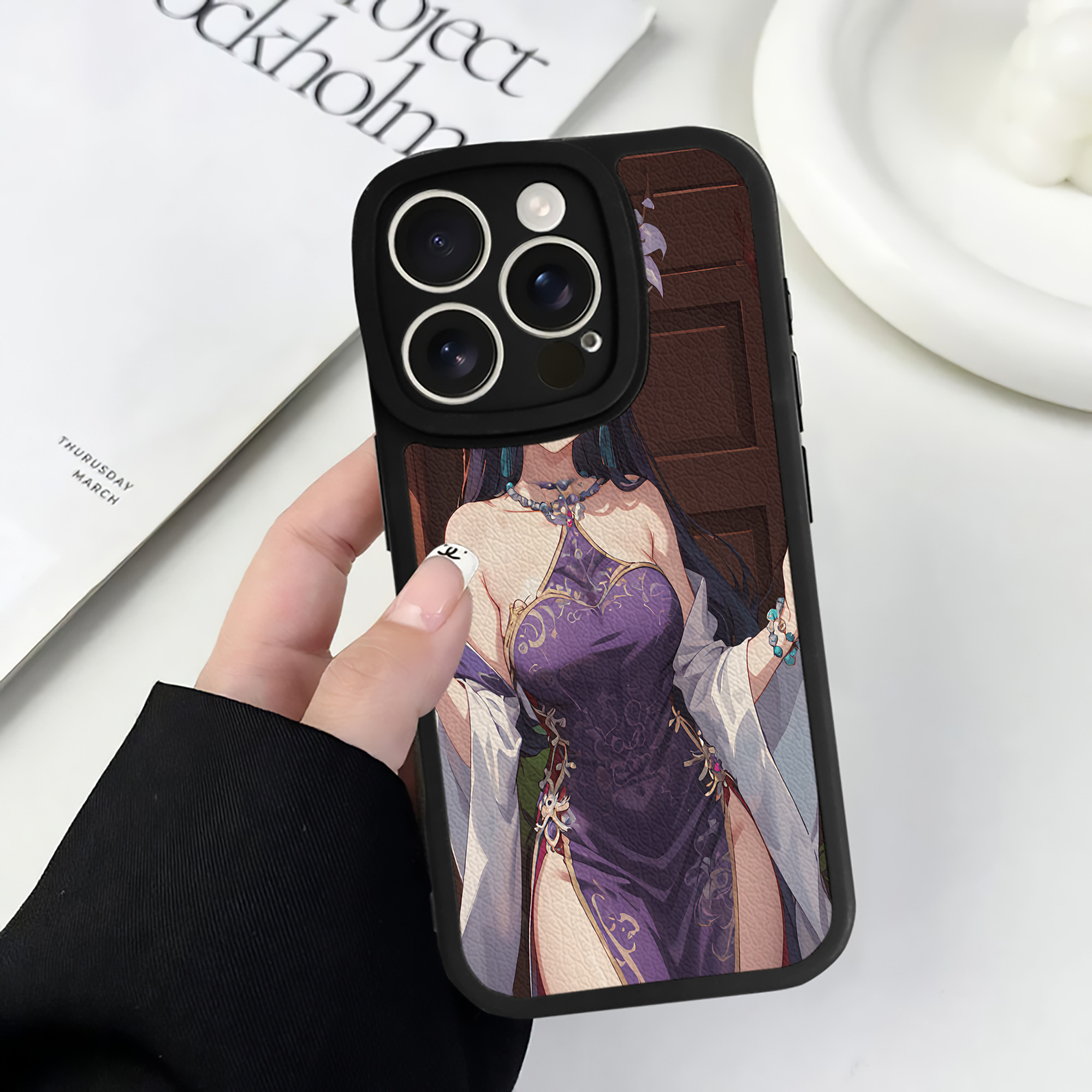 薬屋のひとりごと The Apothecary Diaries 【iPhone 16シリーズ対応】シリコンスマホケース（レザー調） 材質：シリコン